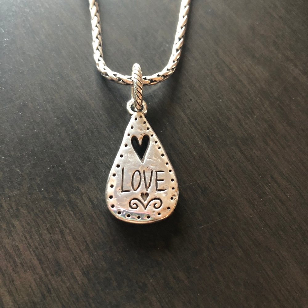 Adorable Brighton Love bracelet + tin heart box